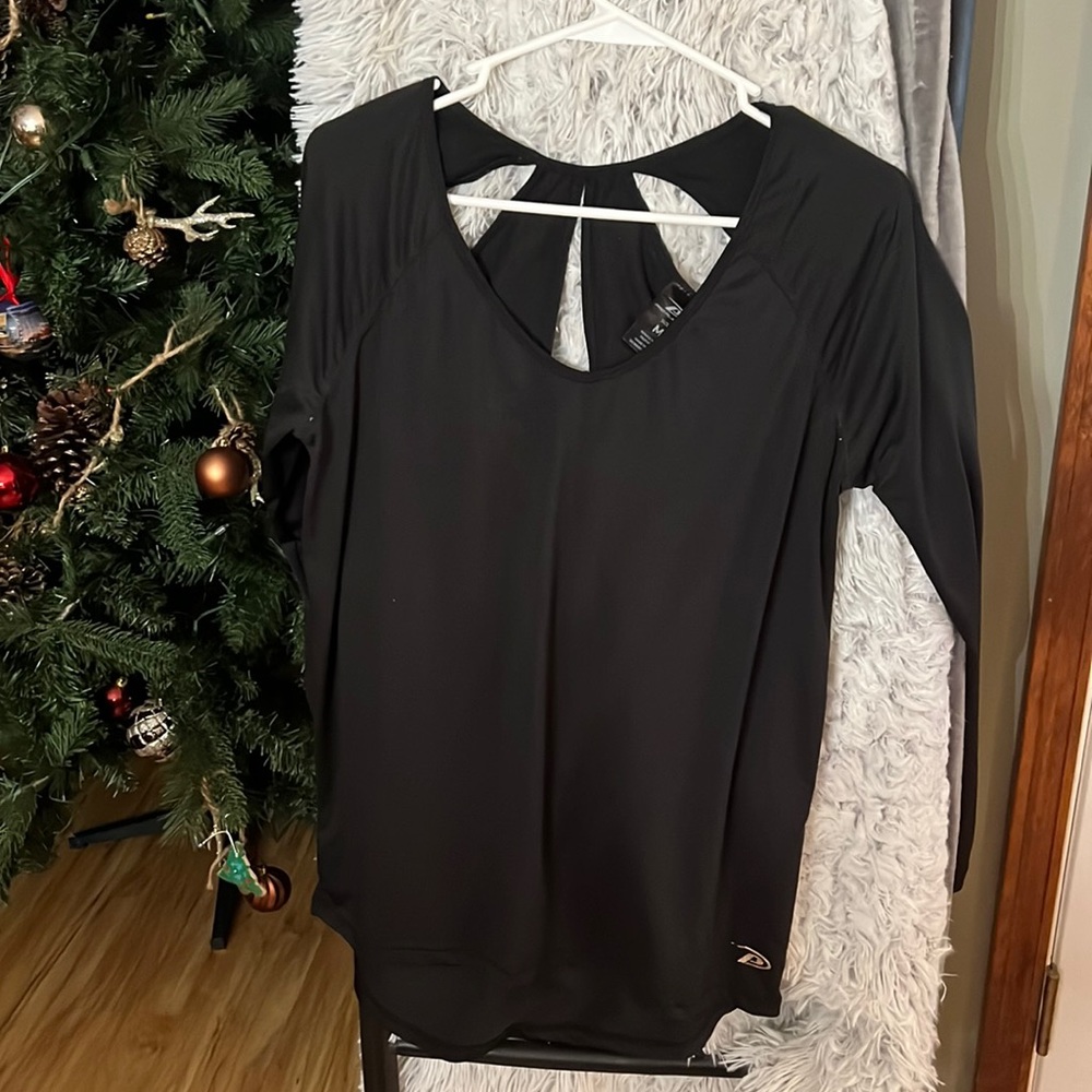 Athletic top